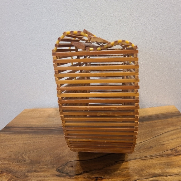 Bamboo Arc Bag - Picture 5 of 7